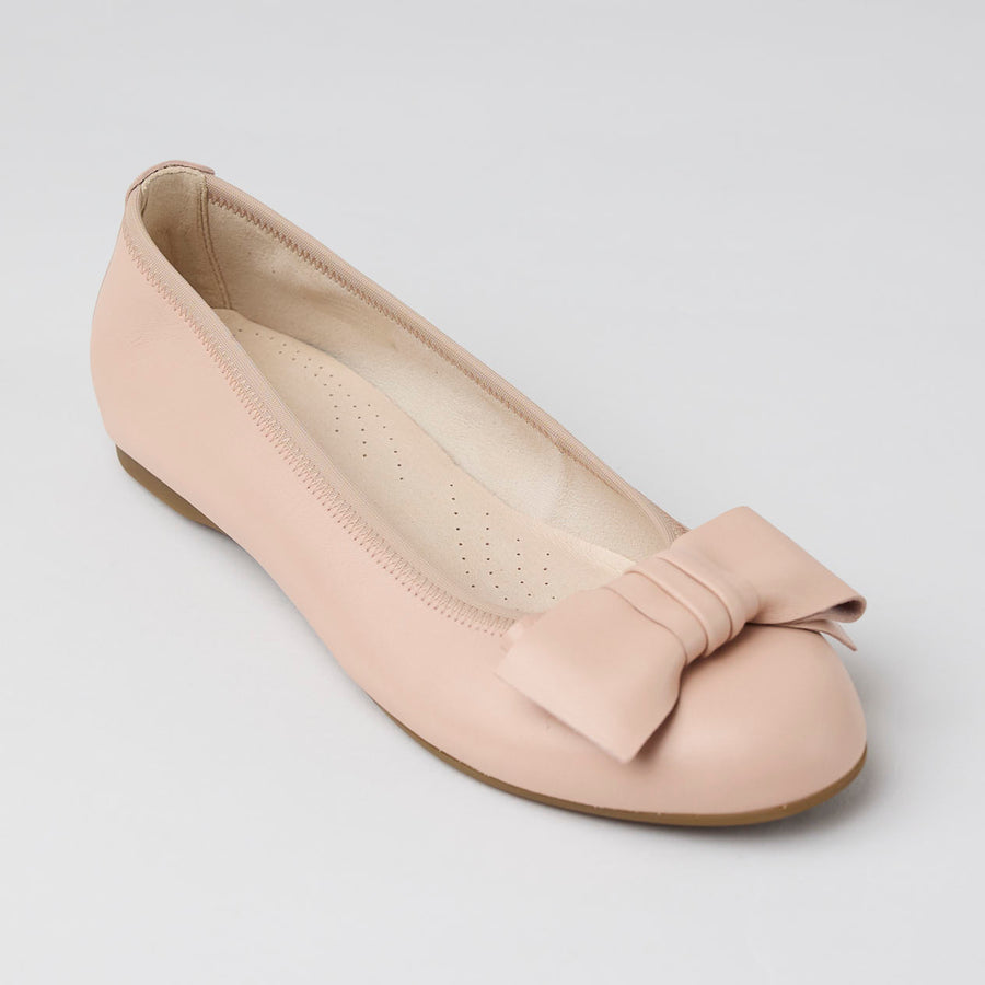 Gabor Blush Leather Ballerina Pumps