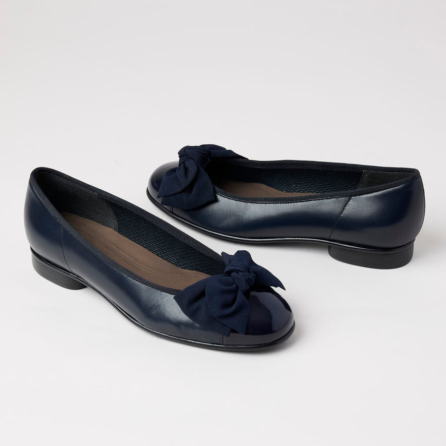 Gabor Navy Leather Ballerinas - Nozomi