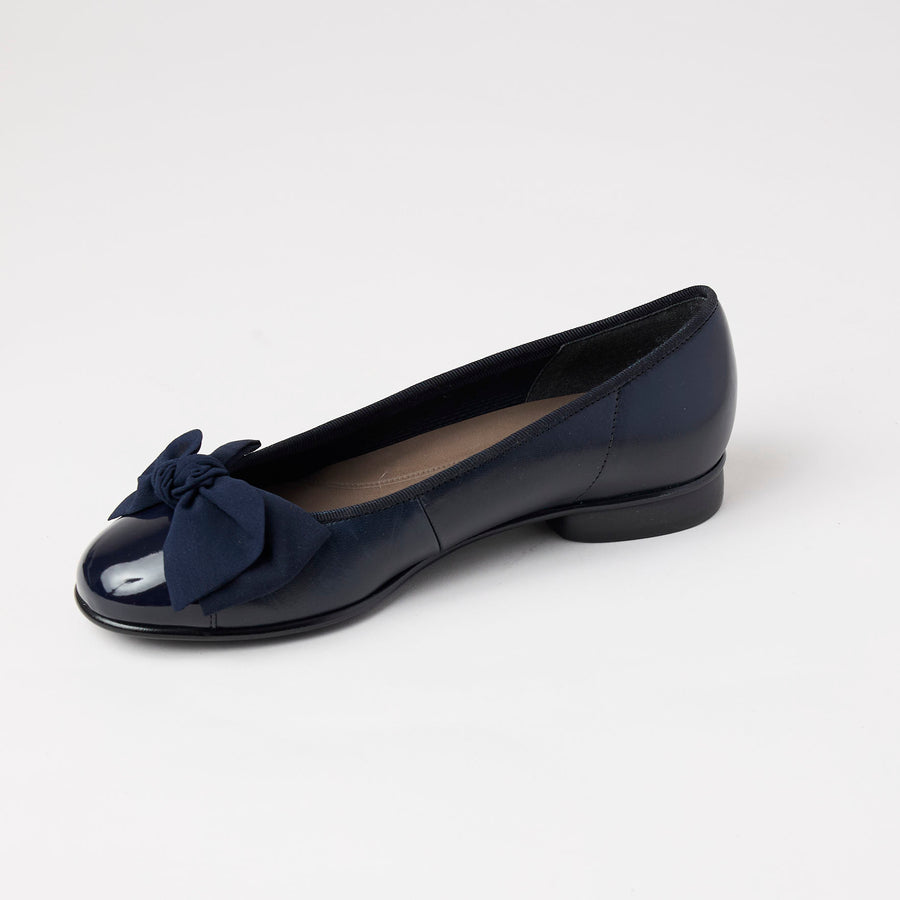 Gabor Navy Leather Ballerinas - Nozomi