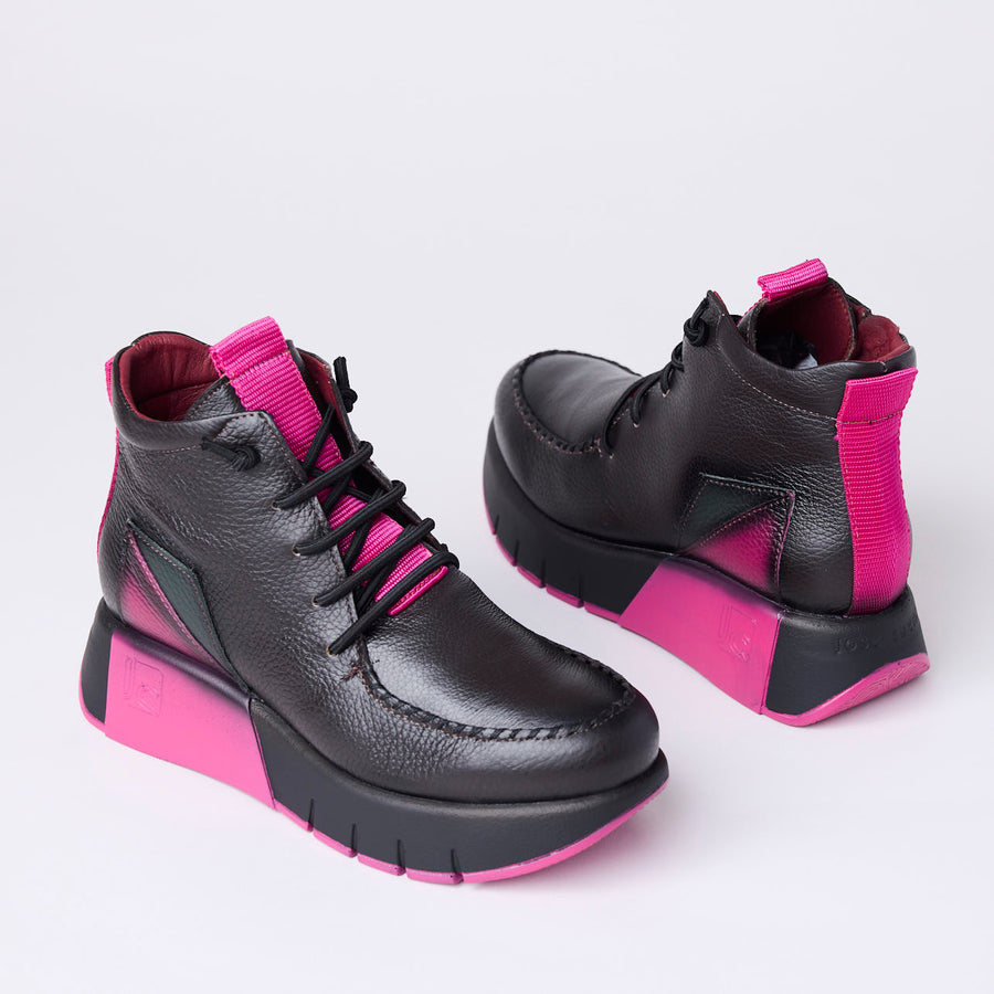 Jose Saenz Black & Fuchsia Leather Ankle Boots - Nozomi