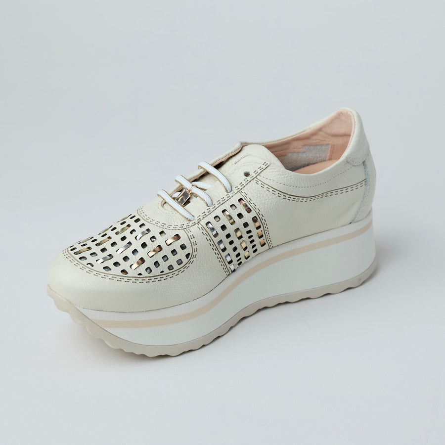 Jose Saenz Flatform Laced Beige Leather Shoes