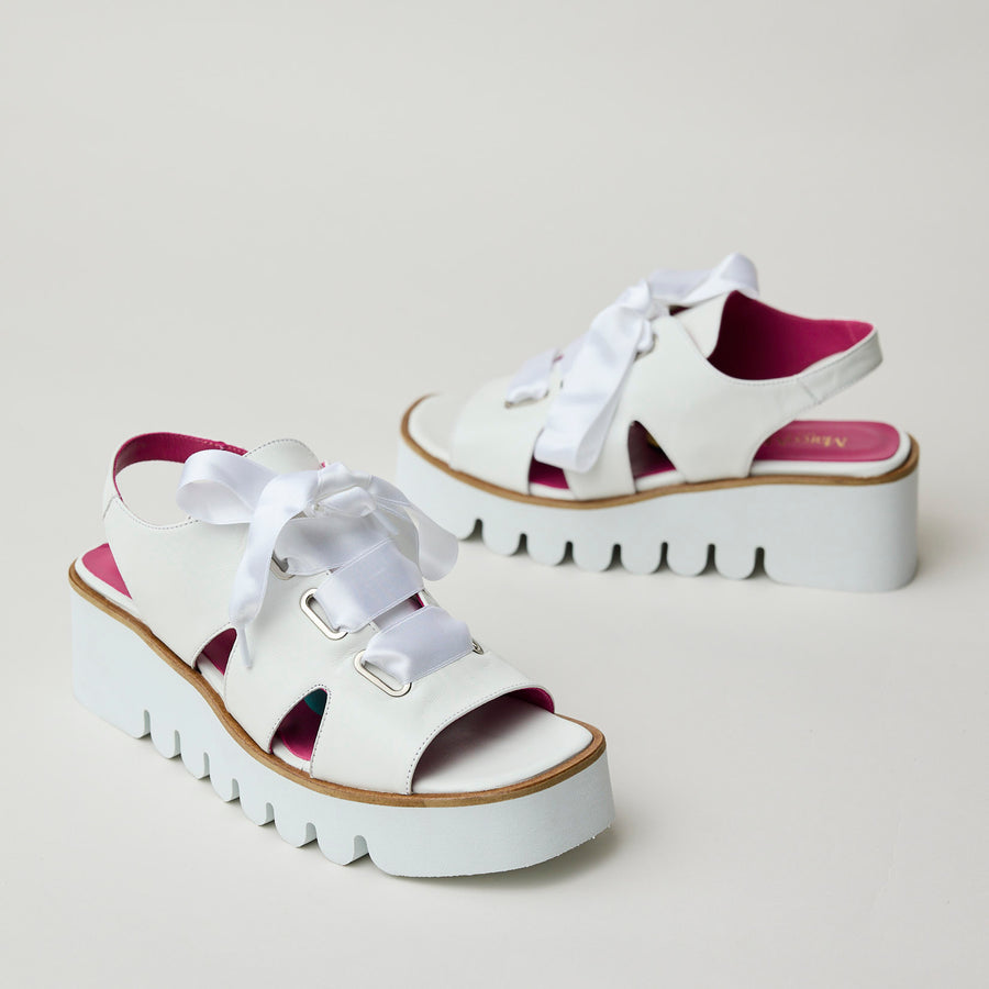 Marco Moreo White Leather Wedge Sandals - Nozomi