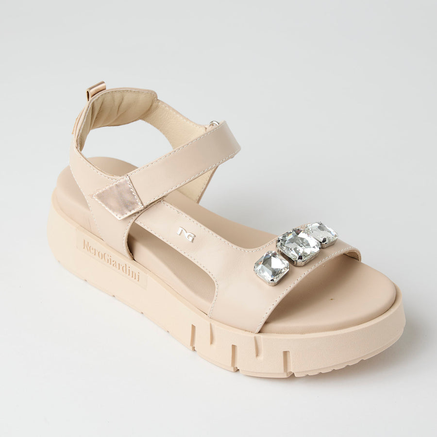 NeroGiardini Blush Nude Leather Flatform Sandals