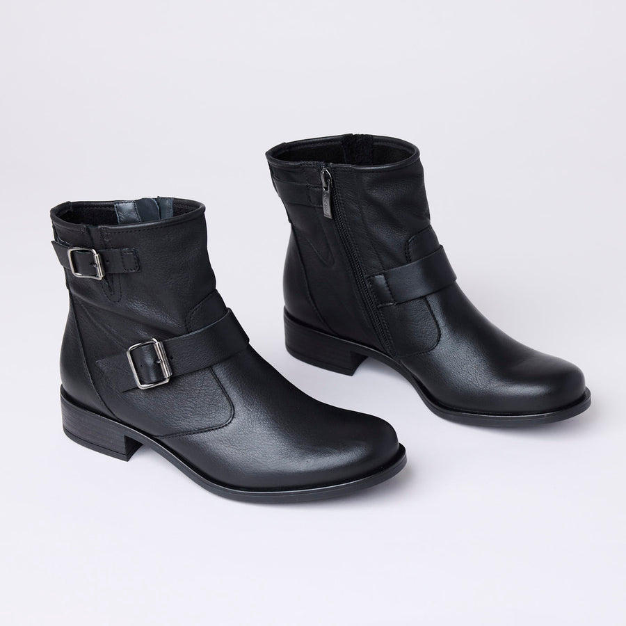 Paul Green Black Leather Ankle Boots - Nozomi