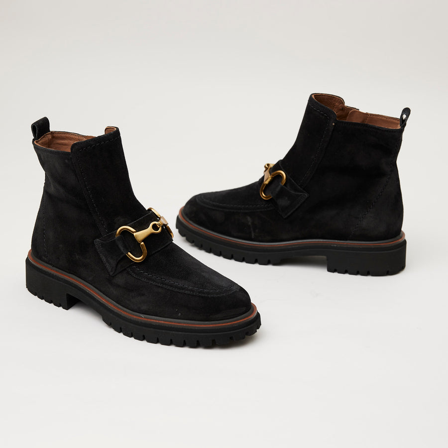 Men's ankle boot with Horsebit detail