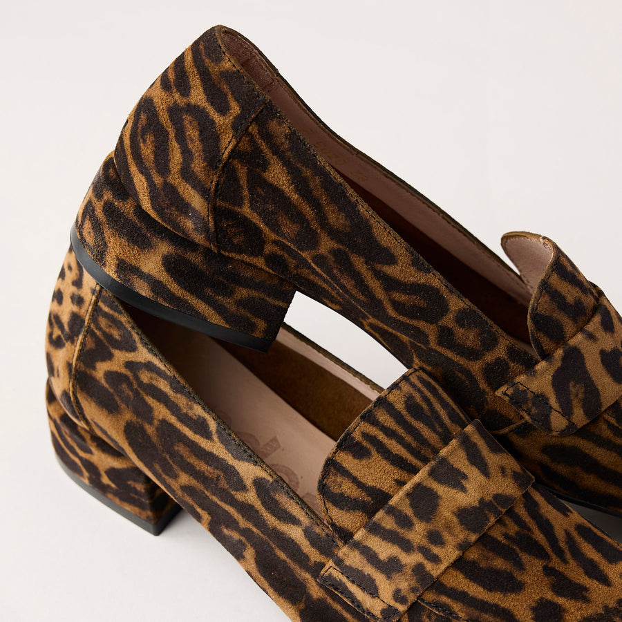 Wonders Leopard Print Suede Leather Loafers