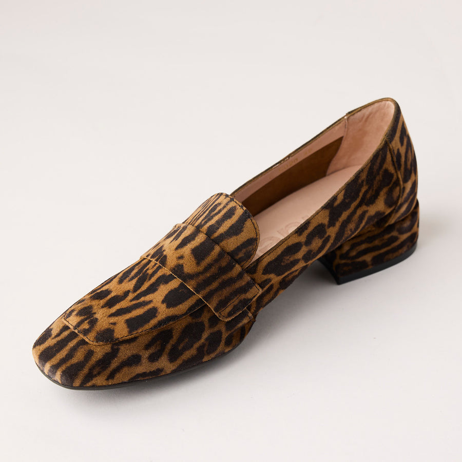 Wonders Leopard Print Suede Leather Loafers