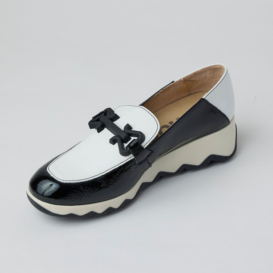 Wonders Black and White Patent Leather Loafers