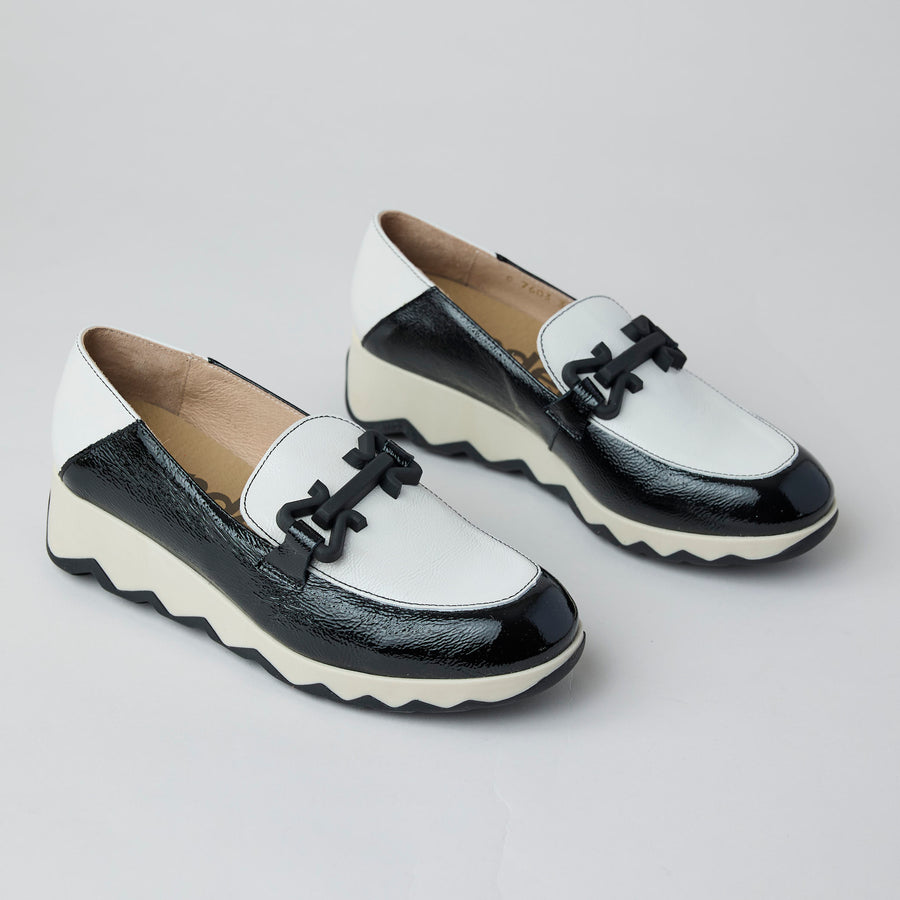 Wonders Black and White Patent Leather Loafers