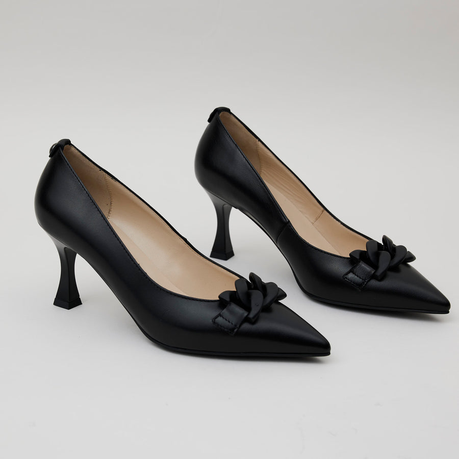 NeroGiardini Black Leather Court Shoes - Nozomi