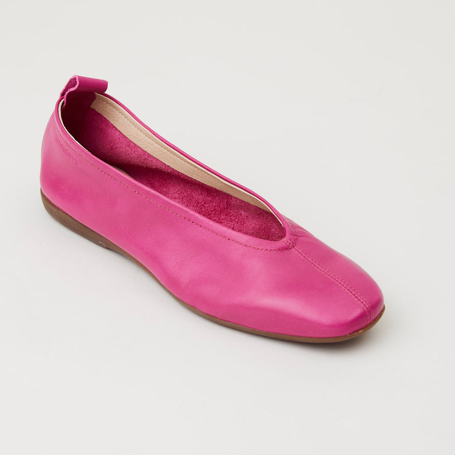 Wonders Fuschia Leather Flat Pumps - Nozomi